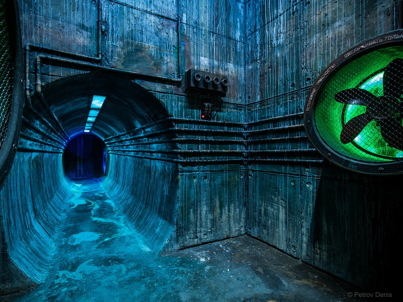 Escape Room Robot Paranoia